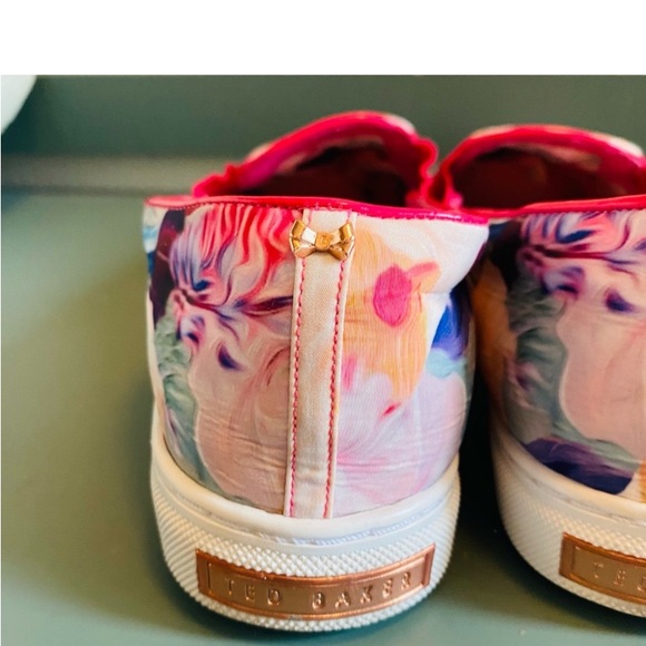 Ted Baker Thfia Floral Pointy Sneaker - Picture 6 of 8
